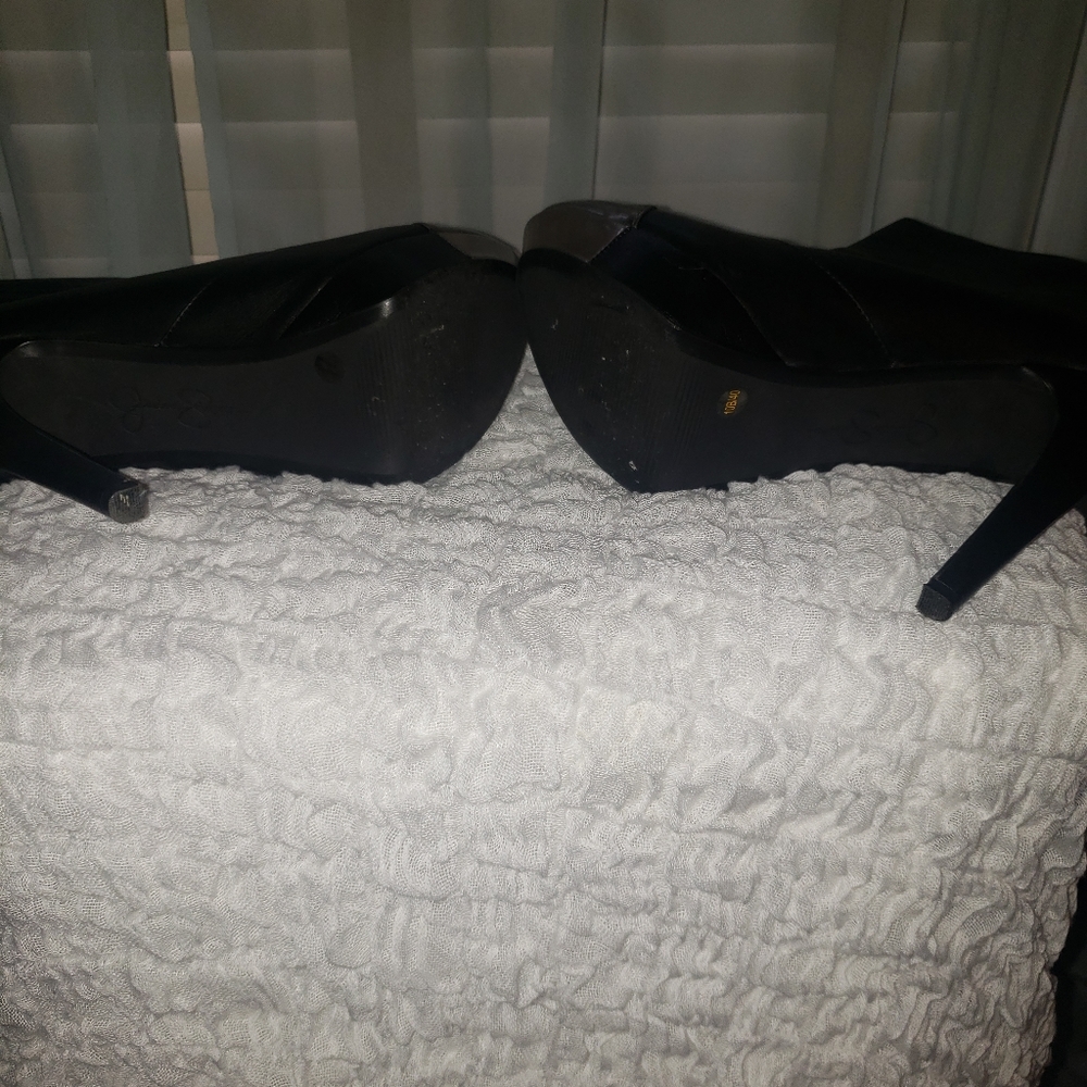 Jessica Simpson Booties - Picture 5 of 7